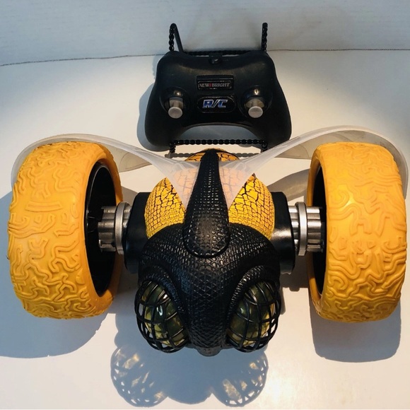 Other - RC Remote Control Bright Tumble Bee Car Flip And Spin Toy